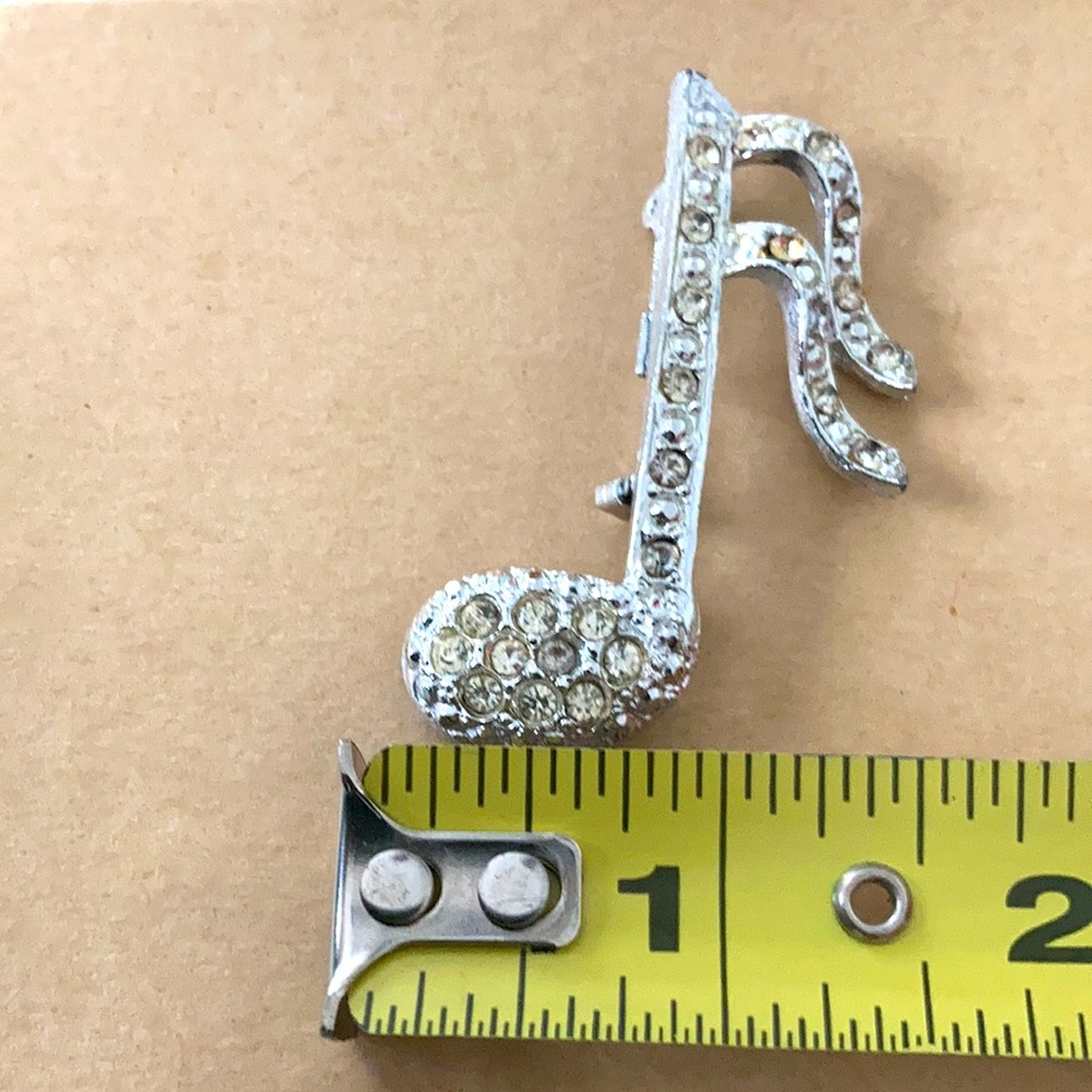 Music Note Rhinestone Pin - Picture 4 of 4